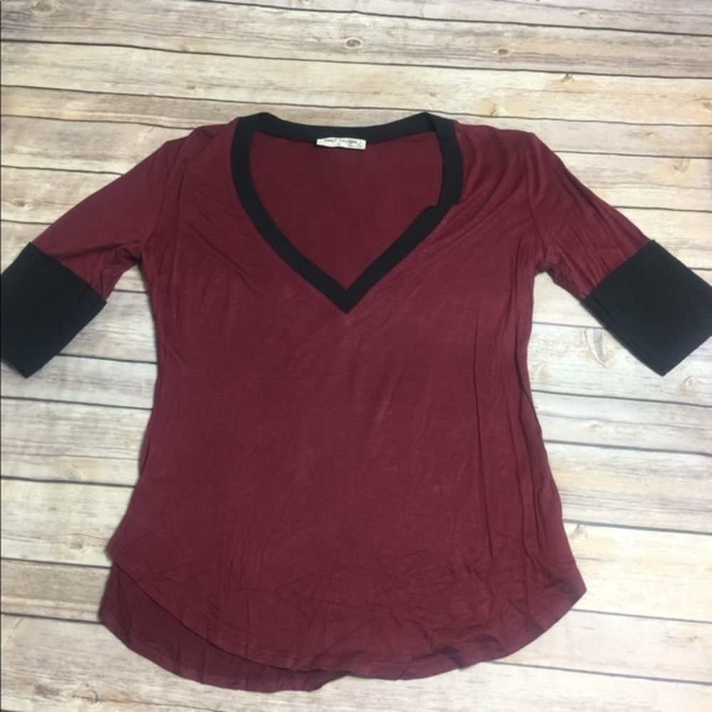 Brand new multiple sizes red blouse 3/4 sleeves‎